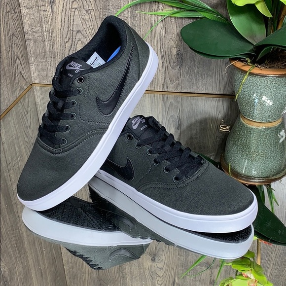 ❤️ Nike SB Chech Solar CNVS PRM - Picture 3 of 8